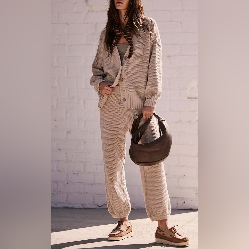 Free People Cream sweater & Joggers